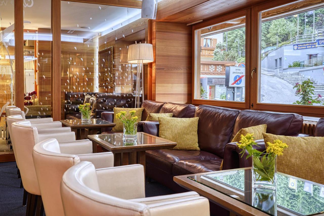 Majestic Hotel Мадона ди Кампильо Екстериор снимка
