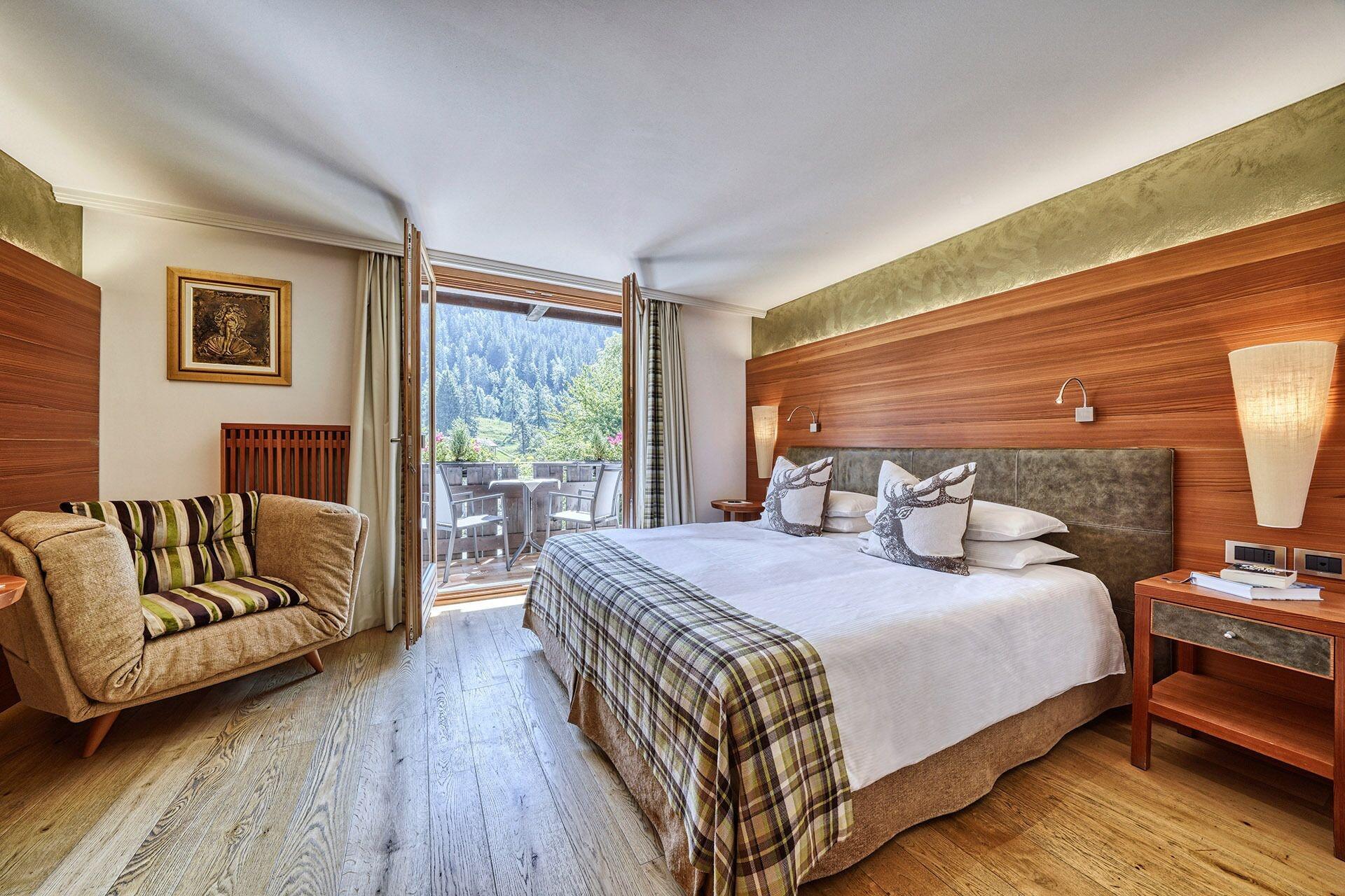 Majestic Hotel Мадона ди Кампильо Екстериор снимка