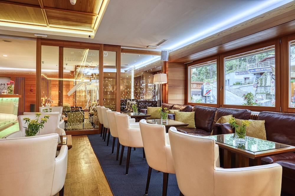 Majestic Hotel Мадона ди Кампильо Екстериор снимка